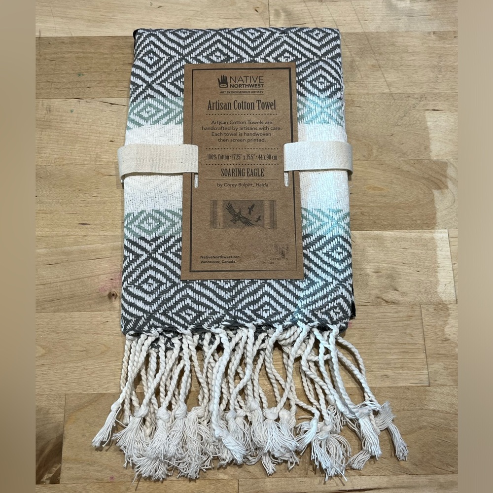 NEW Artisan Cotton Towel Sharing Eagle native northwest 100% cotton